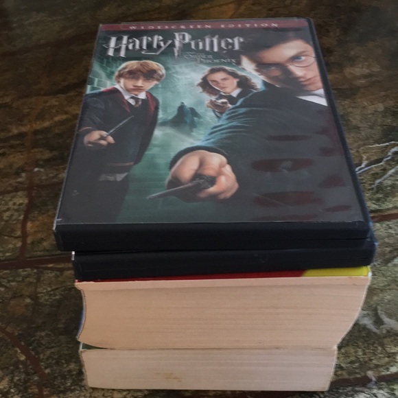 Harry Potter Books 5&6 + matching DVDs: Order of Phoenix / Half Blood Prince - Picture 15 of 16